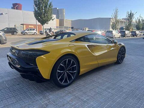 mclaren-vehicle-image
