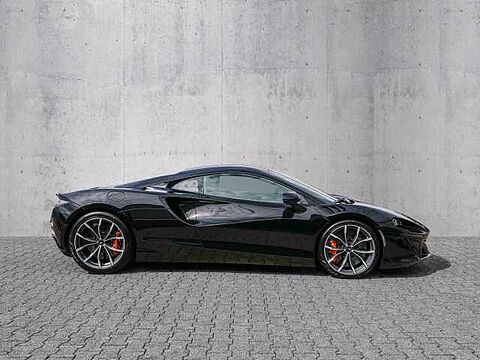 mclaren-vehicle-image
