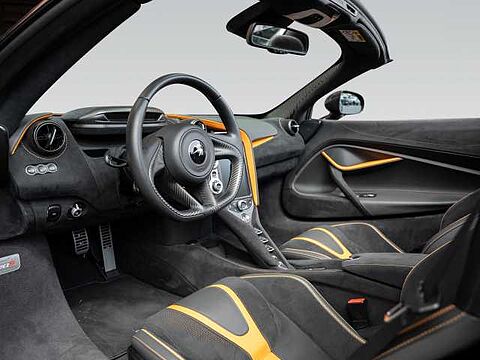 mclaren-vehicle-image