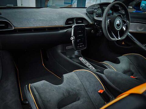 mclaren-vehicle-image