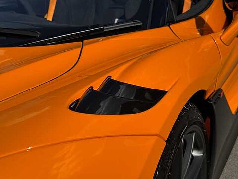 mclaren-vehicle-image