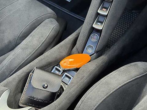mclaren-vehicle-image