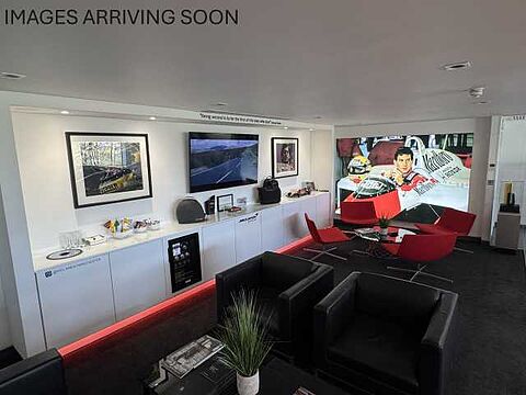 mclaren-vehicle-image