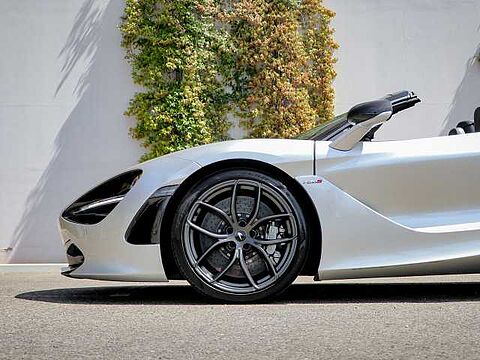 mclaren-vehicle-image