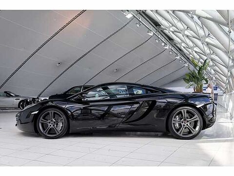 mclaren-vehicle-image