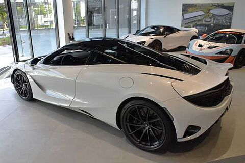 mclaren-vehicle-image