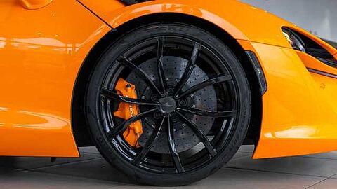 mclaren-vehicle-image