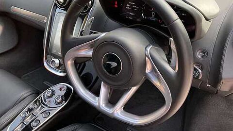 mclaren-vehicle-image