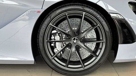 mclaren-vehicle-image