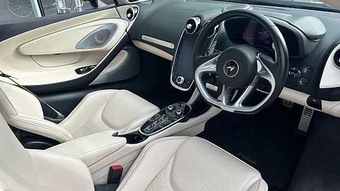 mclaren-vehicle-image