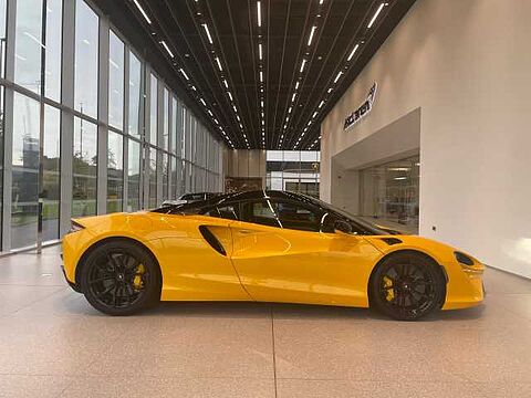 mclaren-vehicle-image