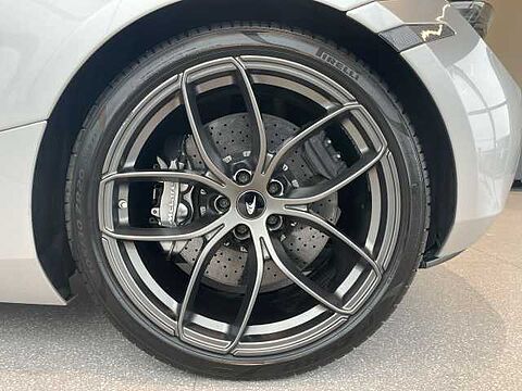 mclaren-vehicle-image