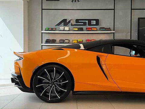 mclaren-vehicle-image