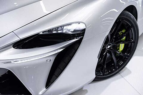 mclaren-vehicle-image